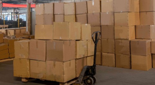 2015年1-8月中国与葡语国家进出口总额678.40亿美元