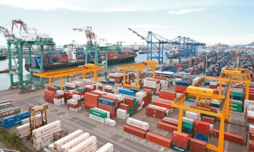 2015年1-7月中国与葡语国家进出口总额586.88亿美元