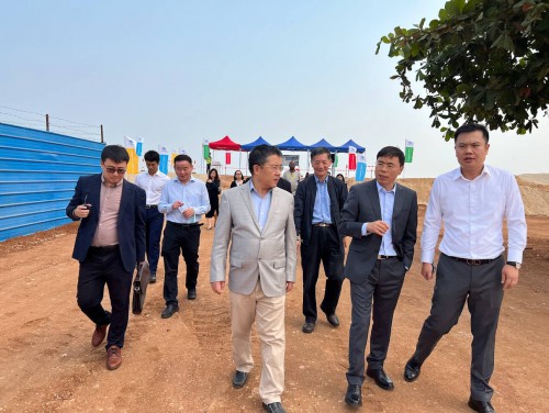 Visit to the Angola construction project by China Road and Bridge Corporation