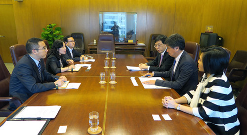 Visita à Autoridade Monetária de Macau