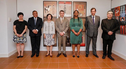 Opening of exhibition by Macao artist Victor Marreiros – 10th Cultural Week of China and Portuguese-speaking Countries