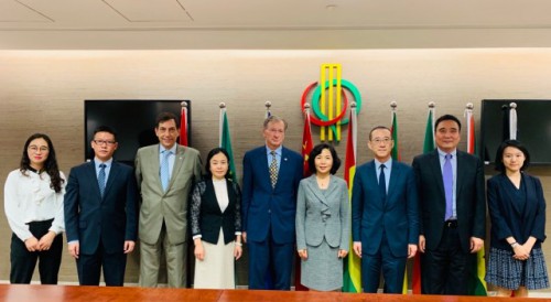 Secretary-General Ms Xu Yingzhen meets with ITTO’s new Executive Director