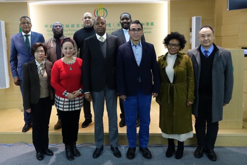 Representatives of the Council of the Portuguese Communities visited Permanent Secretariat of Forum Macao