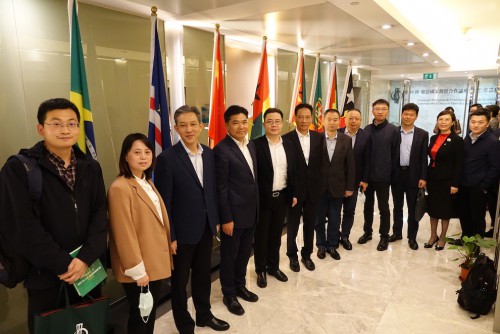Delegation of the Department of Commerce of Zhejiang Province visited Permanent Secretariat of Forum Macao