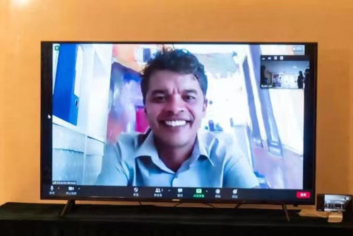 Artist Eduardo Bentub gives a brief presentation on his exhibition, via videoconference