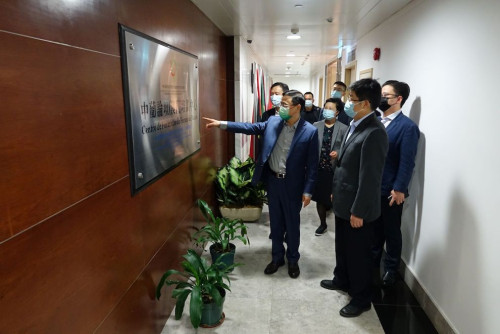 Visit by Zhejiang delegation to the headquarters of the Permanent Secretariat of Forum Macao