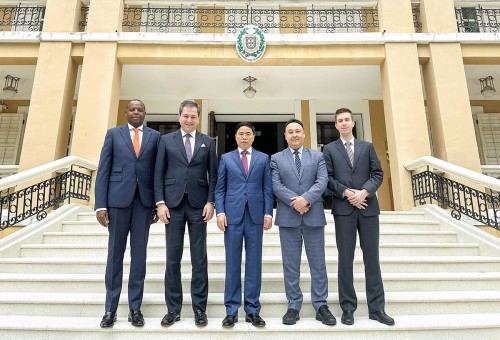 Secretary-General Ji Xianzheng meets new Consul-General of Portugal in Macao and Hong Kong, Alexandre Leitão