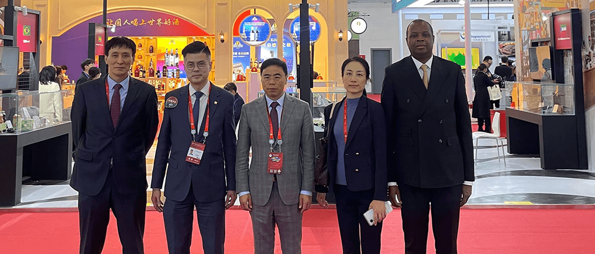 Permanent Secretariat of Forum Macao visits Beijing to launch economic and trade activities